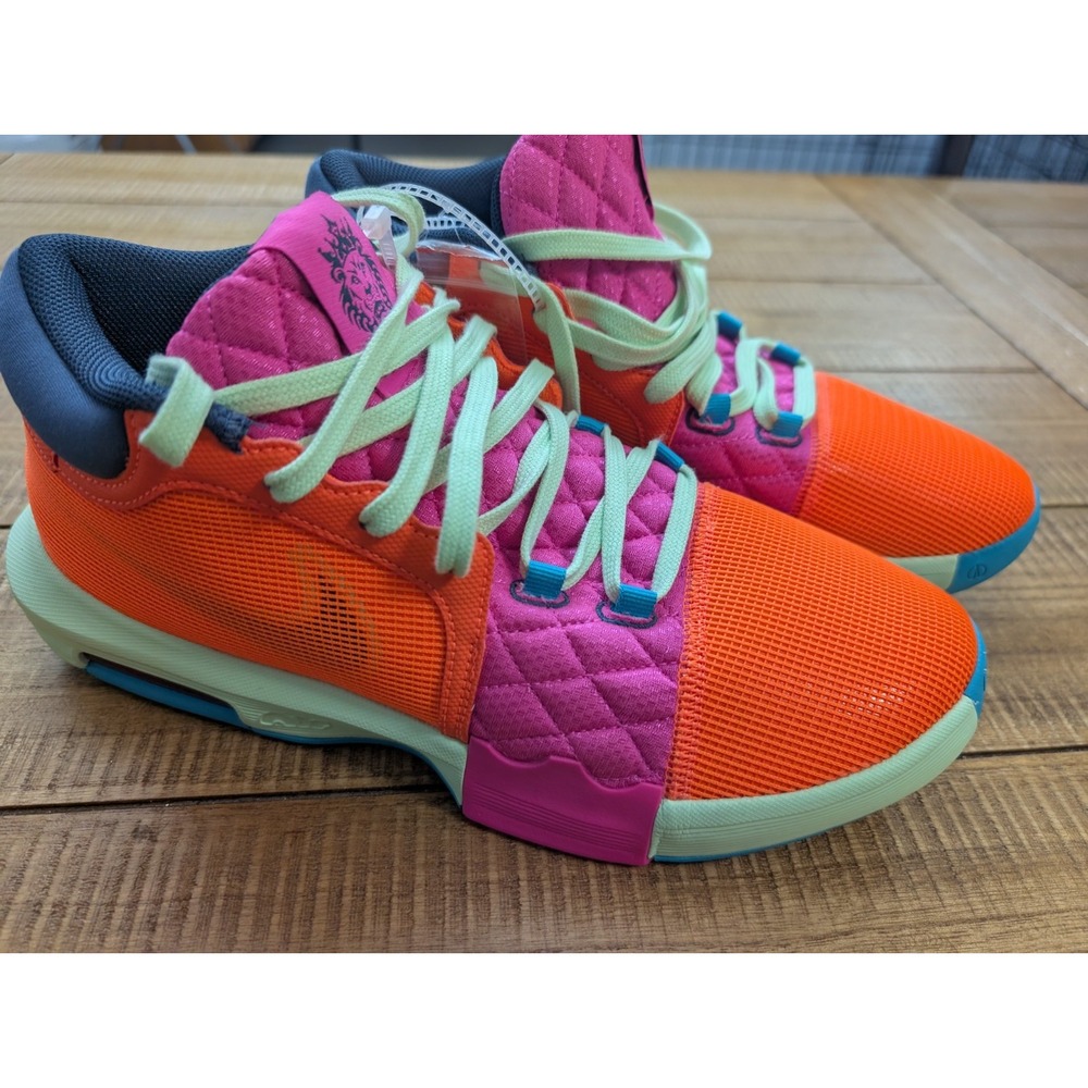 S9 New Nike LeBron Witness 8 Total Orange Laser Fuchsia Size 11 N.W.O.B